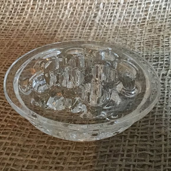 Vintage Floral Frog Clear Glass Flower Arranging - Picture 2 of 5